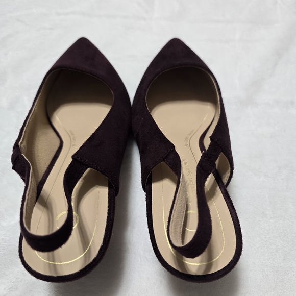 Journee Collection Paulina Slingback in Oxblood Size 7.5 - Picture 2 of 4